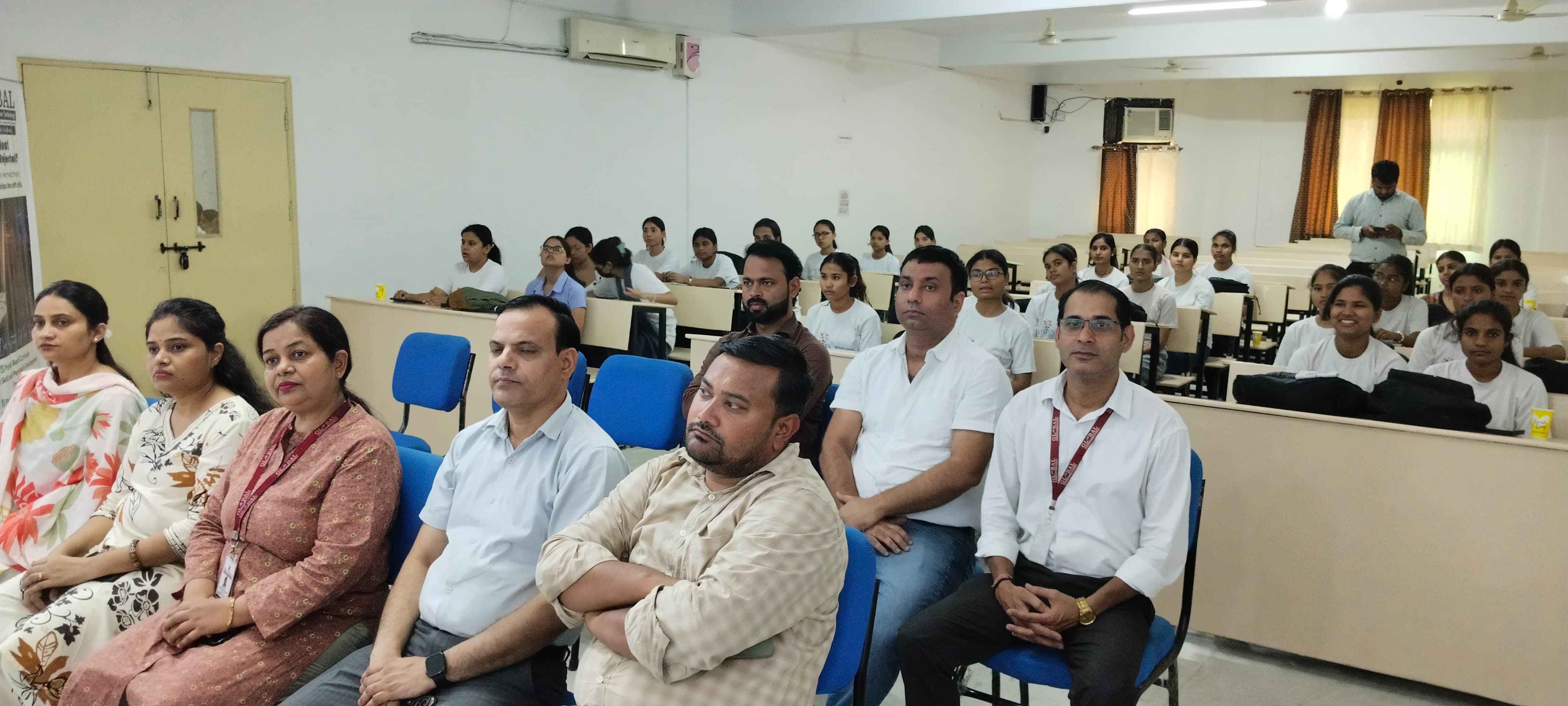 ग्लोबल इंस्टीट्यूट में Career Counseling Session का आयोजन, उदयन केयर की छात्राओं को मिला उज्ज्वल भविष्य का मार्गदर्शन