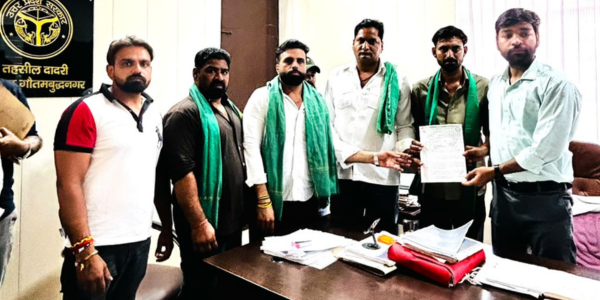 ग्रेटर नोएडा के तिलपता में जलभराव और जाम से परेशान ग्रामीण, 20 सितंबर से अनिश्चितकालीन धरना