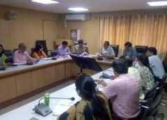  जिलाधिकारी गौतमबुद्धनगर बीएन सिंह ने महिलाओं एवं बालिकाओं के सशक्तिकरण के लिए की समीक्षा बैठक