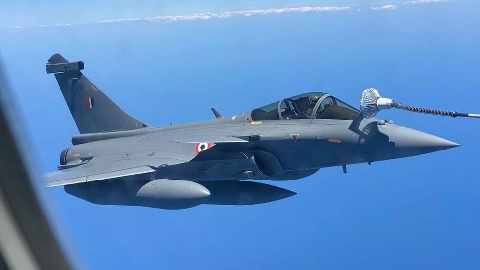  भारत में होगी 3 राफेल लड़ाकू विमानों की लैंडिंग।