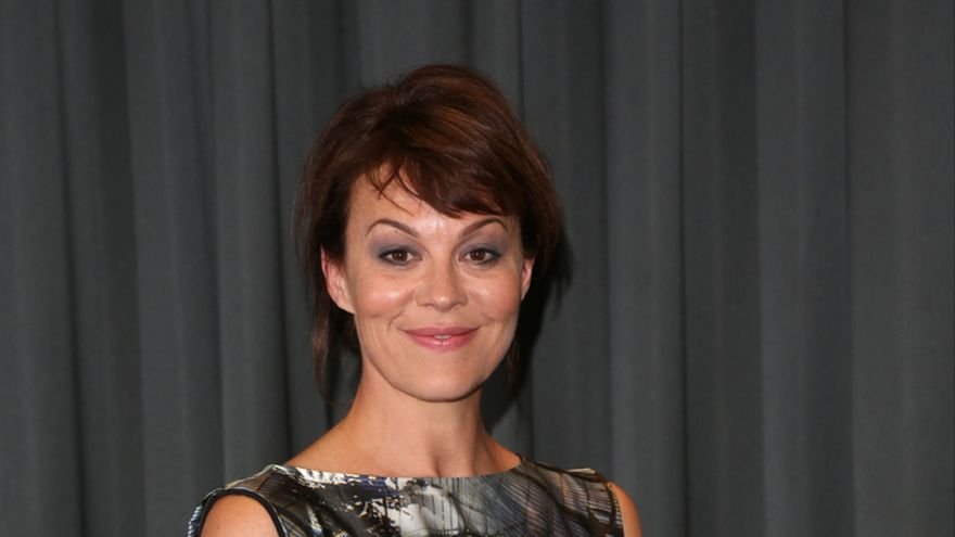  Harry Potter fame Helen McCrory dies of cancer at age 52.