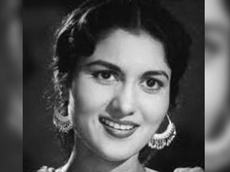  दिग्गज अभिनेत्री शशिकला का 88 वर्ष की आयु में निधन।