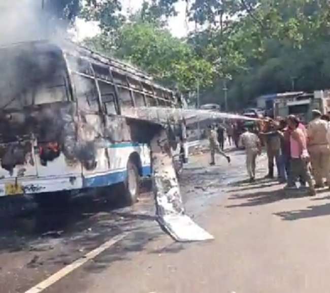 Fire broke out after explosion in bus coming from Katra to Jammu