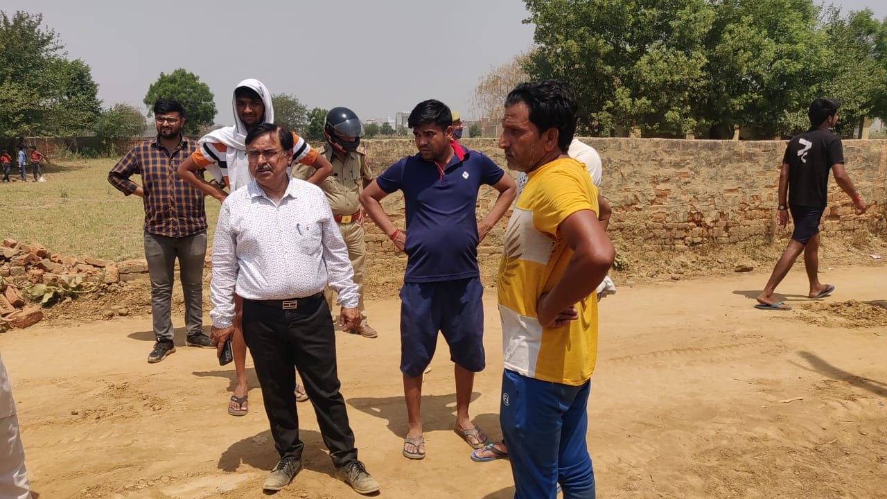 Greno authority removed illegal occupation from 9000 square meters of land in Sadullapur