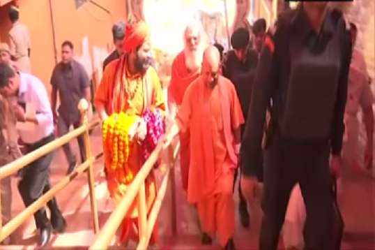 CM Yogi Adityanath attended the shilapujan of the sanctum sanctorum of Ayodhya Ram temple