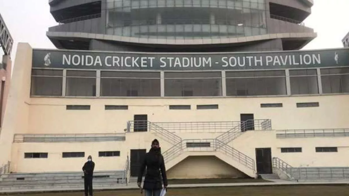 नोएडा स्टेडियम में रात में भी होगा क्रिकेट, लगेंगी फ्लड लाइट