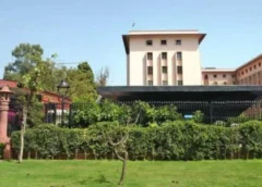 New Delhi: Udyog Bhawan को उड़ाने की धमकी, बम निरोधक दस्ता तैनात, परिसर खाली कराया गया